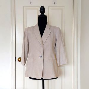 NWOT. Jones New York 100% Linen blazer with 3/4 sleeves.